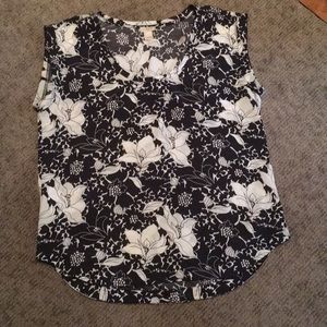 Women’s floral J. Crew sleeveless blouse